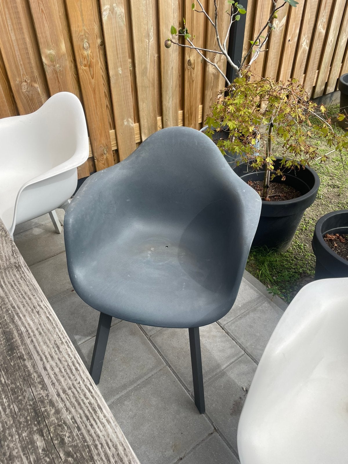 6 tuinstoelen, bois le duc, 3 witte en 3 grijze, Tuin en Terras, Ophalen, Zo goed als nieuw, Kunststof