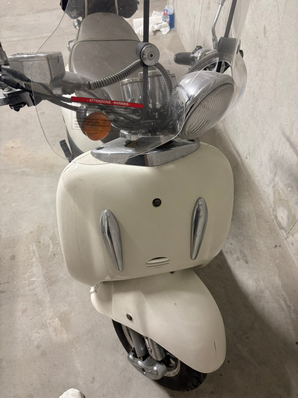 Creme- kleurige Viraggio Signora, Fietsen en Brommers, Snorfietsen en Snorscooters, Gebruikt, Benzine, Ophalen, Overige merken