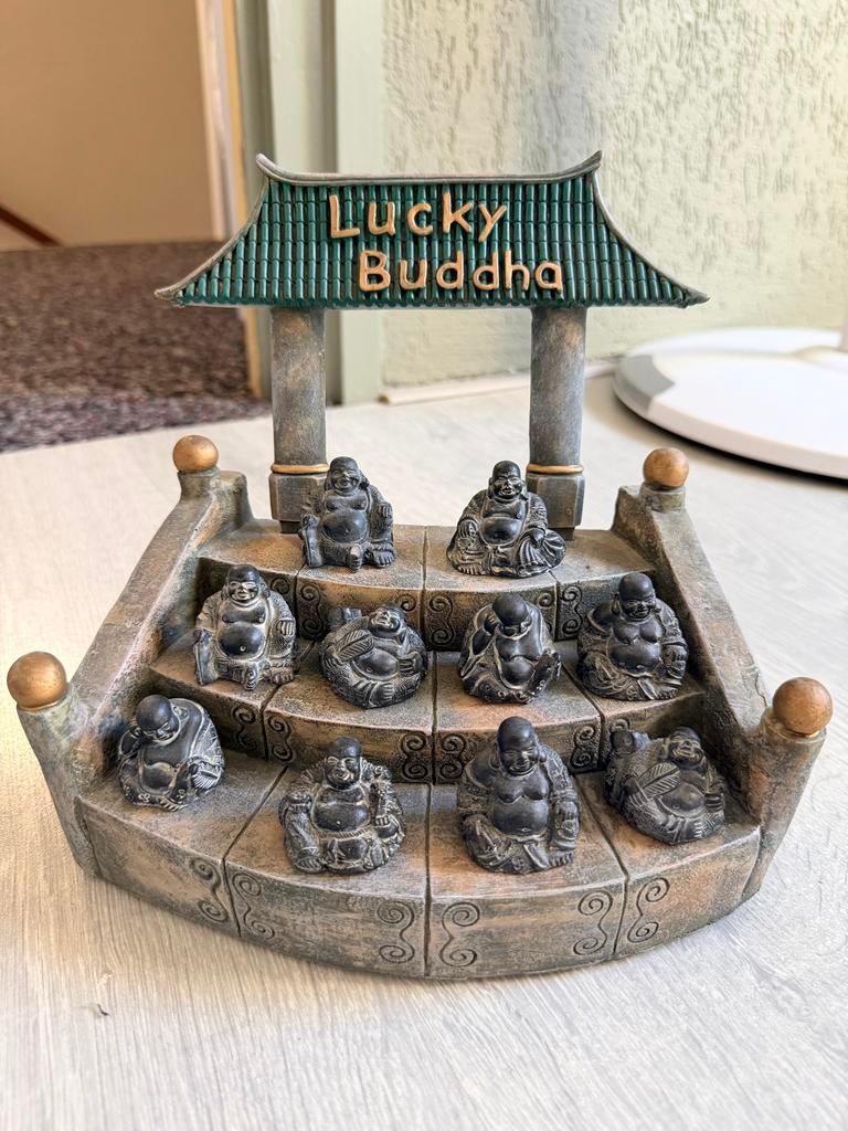 Tempel met kleine Boeddha figuurtjes, Huis en Inrichting, Woonaccessoires | Boeddhabeelden, Gebruikt, Ophalen of Verzenden