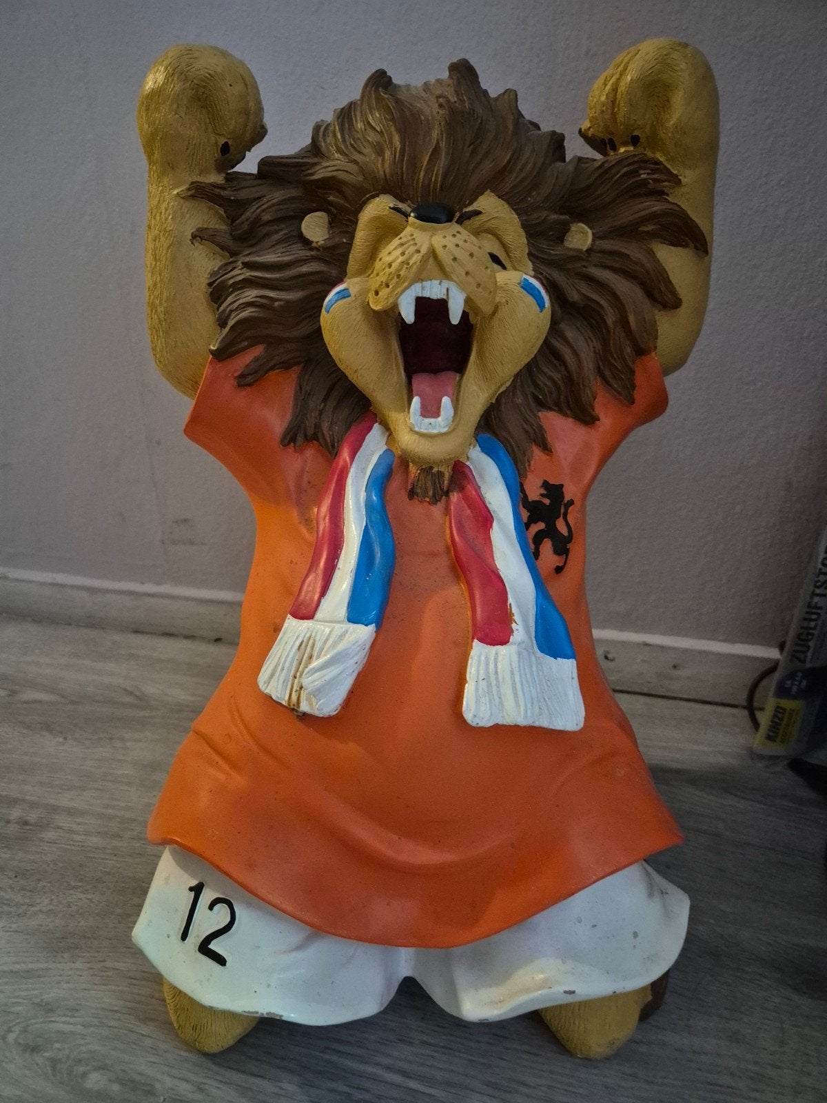 Oranje Leeuw Voetbal Fanbeeld- Nummer 12, Verzamelen, Poppetjes en Figuurtjes, Ophalen, Zo goed als nieuw