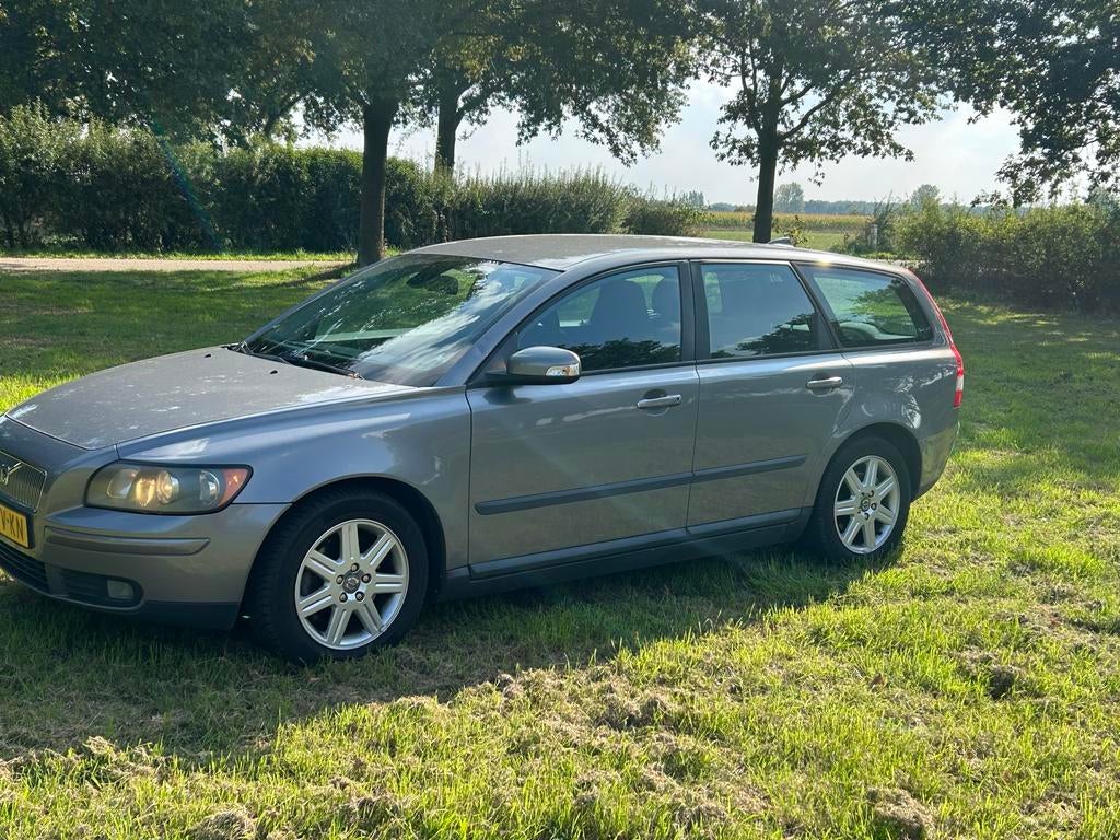 Volvo V50 2.4 140PK Geartronic 2007 Grijs, Auto's, 700 kg, 11 km/l, 2435 cc, Particulier