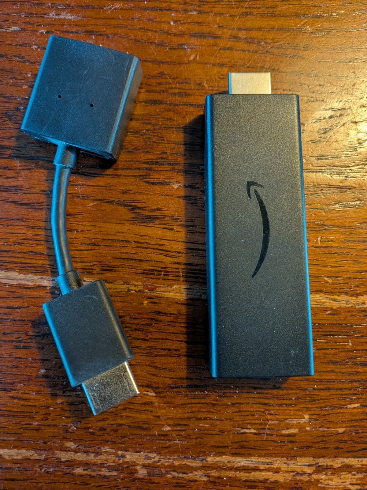 Amazon Fire TV Stick met afstandsbediening en accessoires, Audio, Tv en Foto, Mediaspelers, Ophalen of Verzenden, Zo goed als nieuw