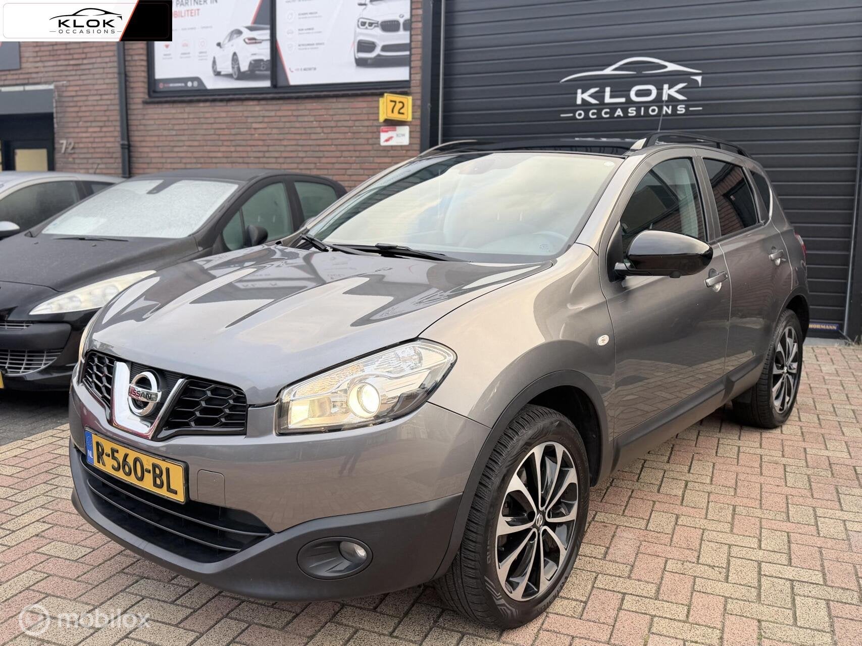Nissan Qashqai 1.6 Tech View Pano Clima Cruise Navi Trekhaak, Auto's, Voorwielaandrijving, 1225 kg, 4 cilinders, Handgeschakeld