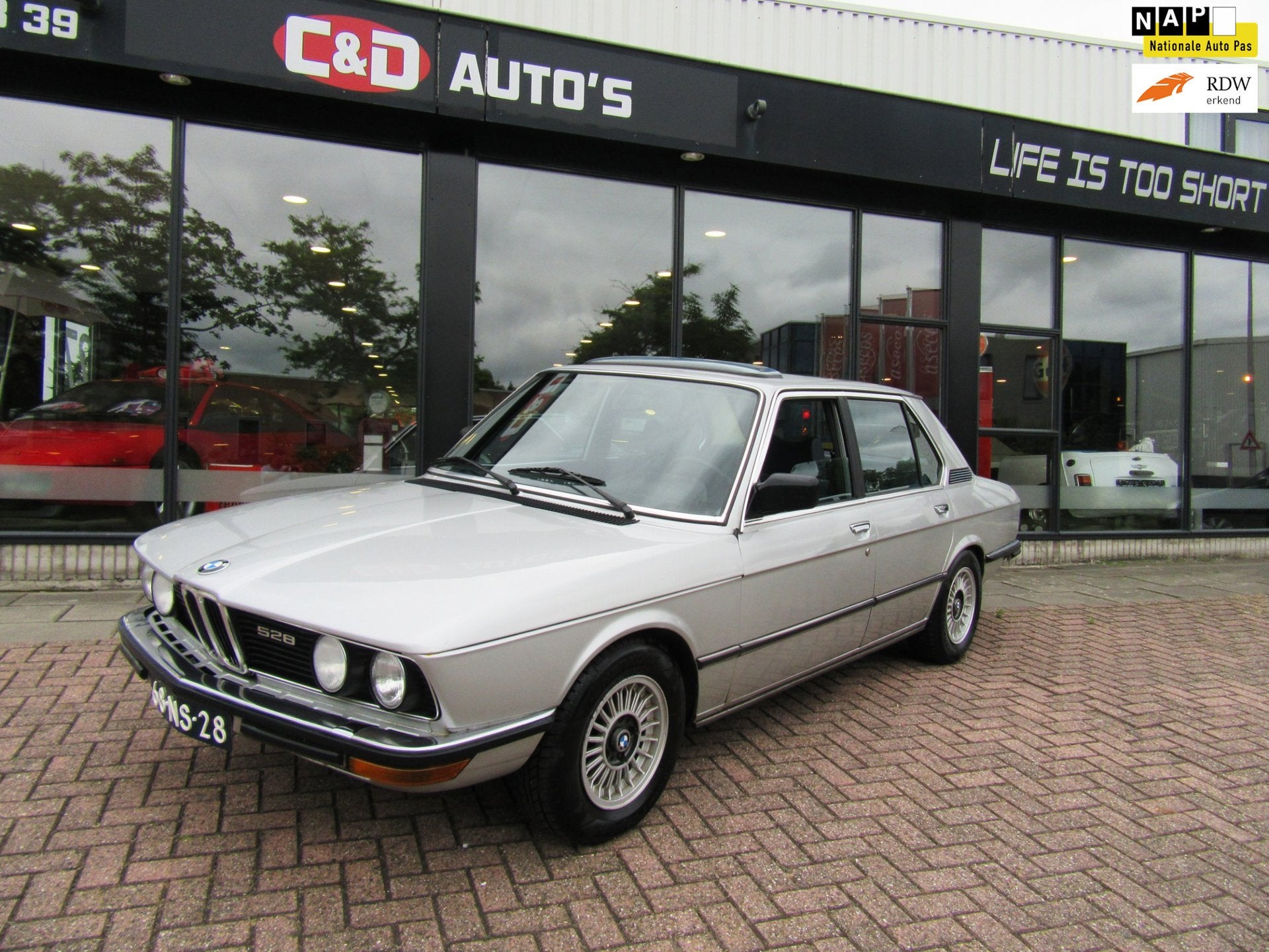 BMW 5-serie 528 UNIEK 4 BAK ORIG NL 1976 LPG APK BEL VRIJ, Gebruikt, Open dak, Origineel Nederlands, Bedrijf
