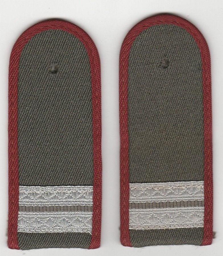 DDR (Oost-Duitsland) - schouderstukken Stabsgefreiter Stasi, Verzamelen, Militaria | Algemeen, Verzenden, Landmacht, Duitsland