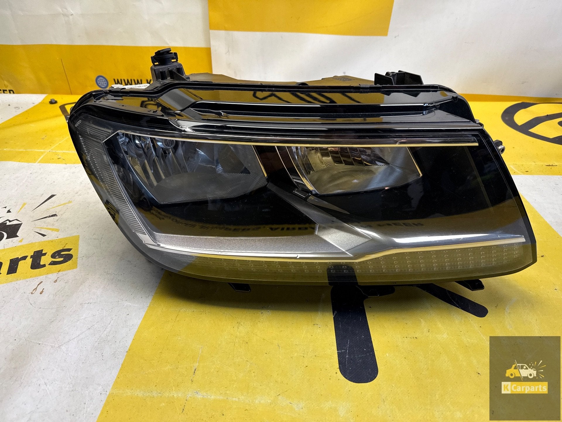 Volkswagen VW Tiguan halogeen rechts Koplamp 5NB941006B, Gebruikt, Volkswagen, Volkswagen AG, Berliner Ring 2
38440  Wolfsburg, DE