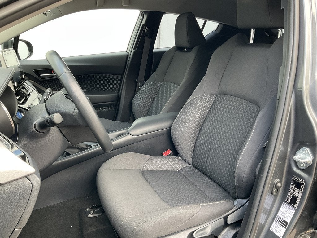 Toyota C-HR 1.8 Hybrid Carplay Camera Adapt.Cruise Hoge Zit, Auto's, Euro 6, 4 cilinders, 171 pk, Hybride Elektrisch/Benzine