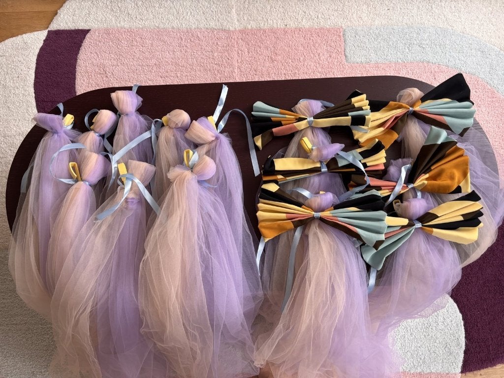 Stoelversiering tule met haakjes bruiloft - 14 stuks, Ophalen, Zo goed als nieuw, Versiering, Geboorte of Huwelijk