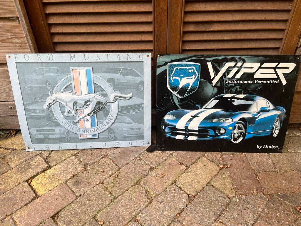 2 metalen wandborden viper en mustang, Ophalen of Verzenden