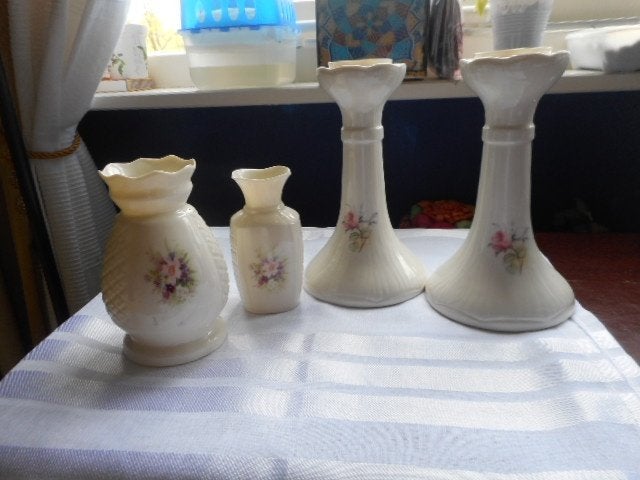 Irish Parian 2 X kandelaar en 2 X Vaas, Antiek en Kunst, Ophalen of Verzenden
