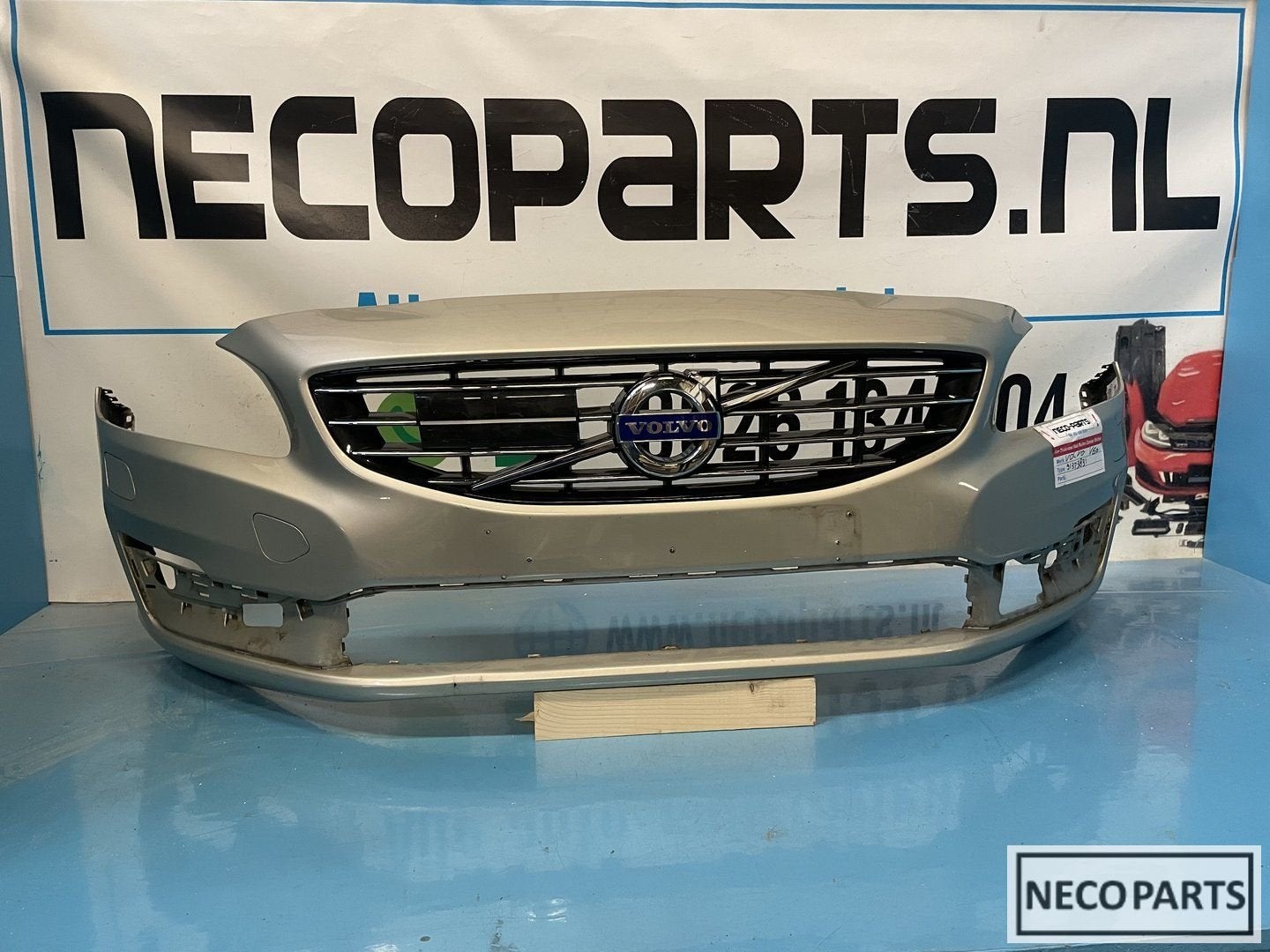 VOLVO V60 S60 CROSS COUNTRY BUMPER VOORBUMPER GRILL ORIGINE, Gebruikt, -, -, Ophalen of Verzenden
