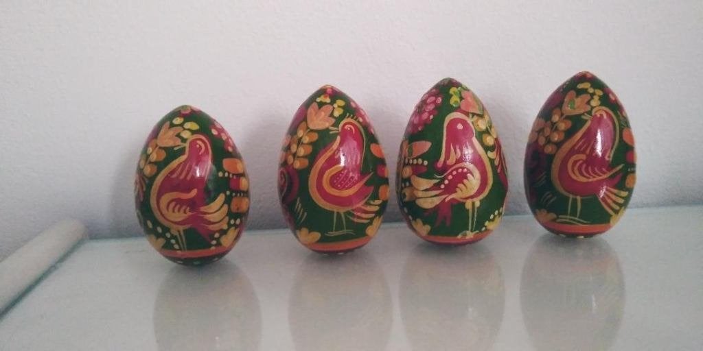 4 HOUTEN EIEREN MET DE HAND GESCHILDERD IN POLEN 6 CM HOOG, Ophalen of Verzenden, Nieuw