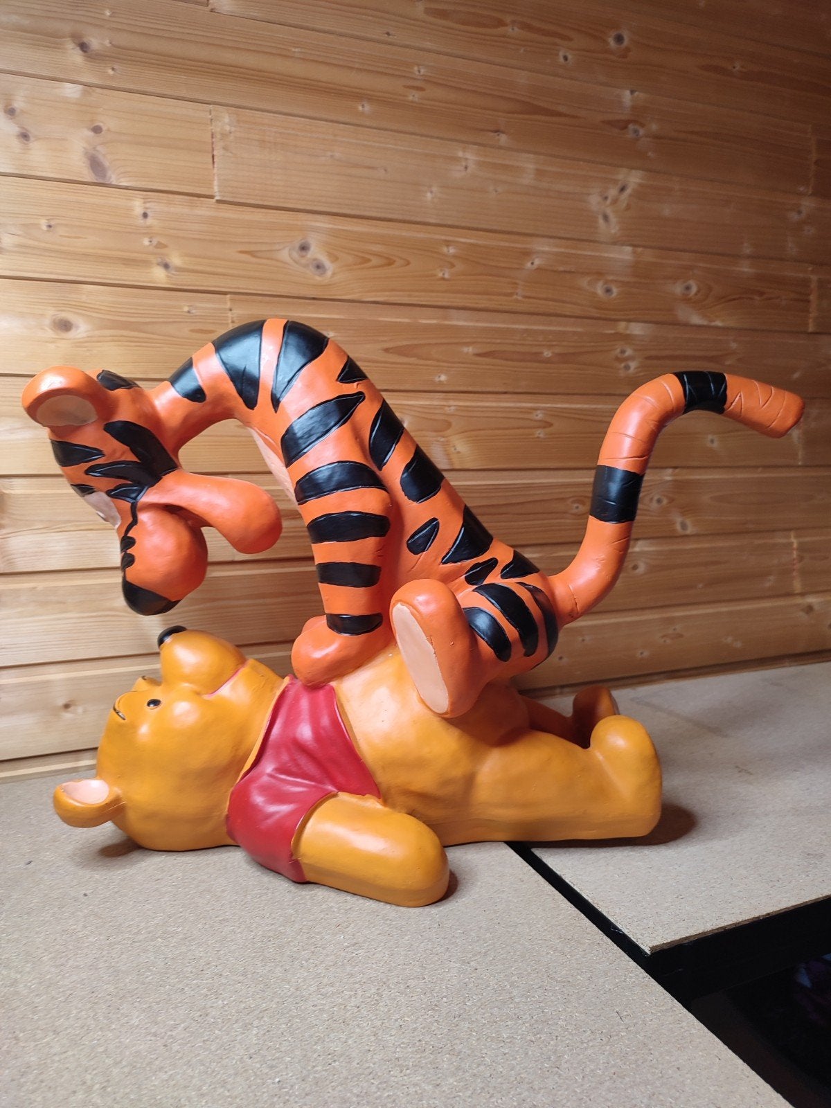 Winnie de Poeh en Teigetje beeld - 40x55x25cm, Verzamelen, Ophalen, Winnie de Poeh of vrienden, Zo goed als nieuw, Beeldje of Figuurtje