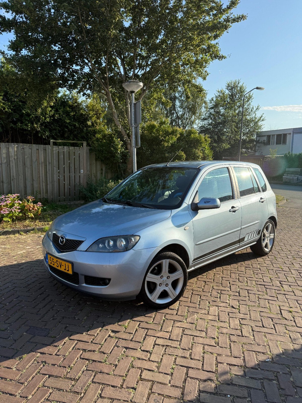 Mazda 2 1.4 16V 2006 Grijs, Auto's, Voorwielaandrijving, 1025 kg, 15 km/l, 4 cilinders
