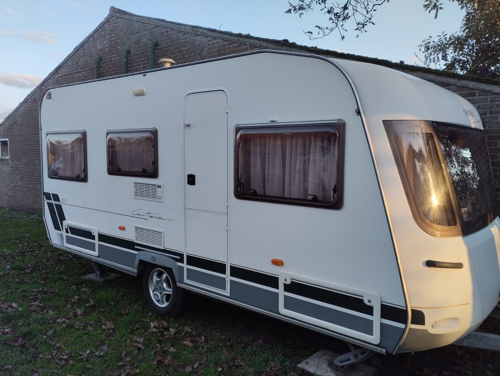 caravan te huur, Chateau, Rondzit, Gascomfoor, Particulier