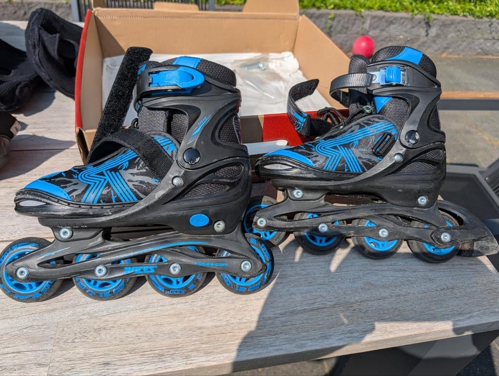 Skates maat 34- 37 jokey boy, Ophalen, Roces