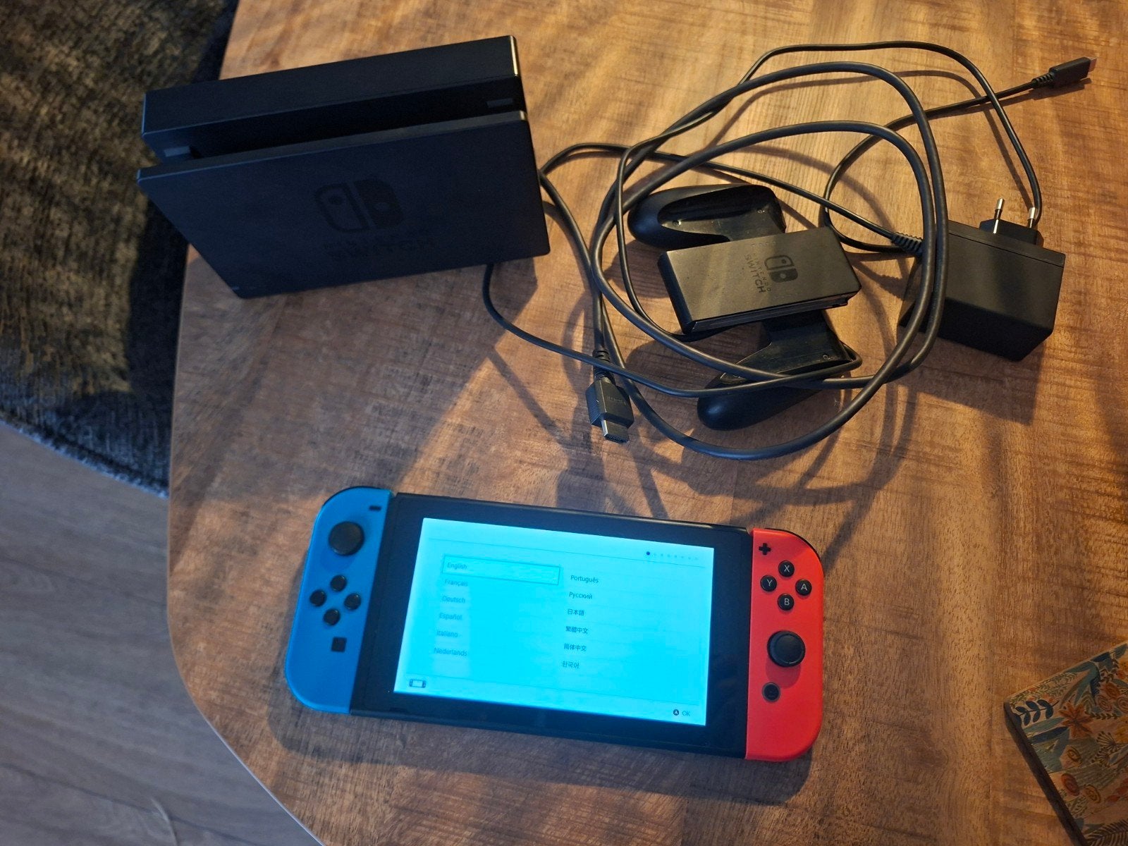 Nintendo Switch met Fae Farm game en accessoires, Ophalen, Gebruikt, Met games, Switch Original