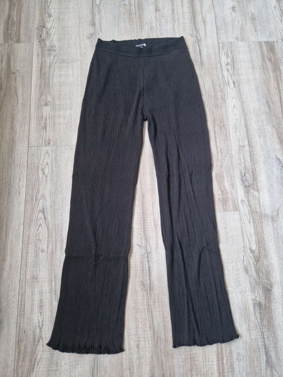 Zwarte Boohoo Tall ribbroek - Maat 42, Kleding | Dames, Broeken en Pantalons, Boohoo Tall, Zwart, Maat 42/44 (L), Ophalen of Verzenden
