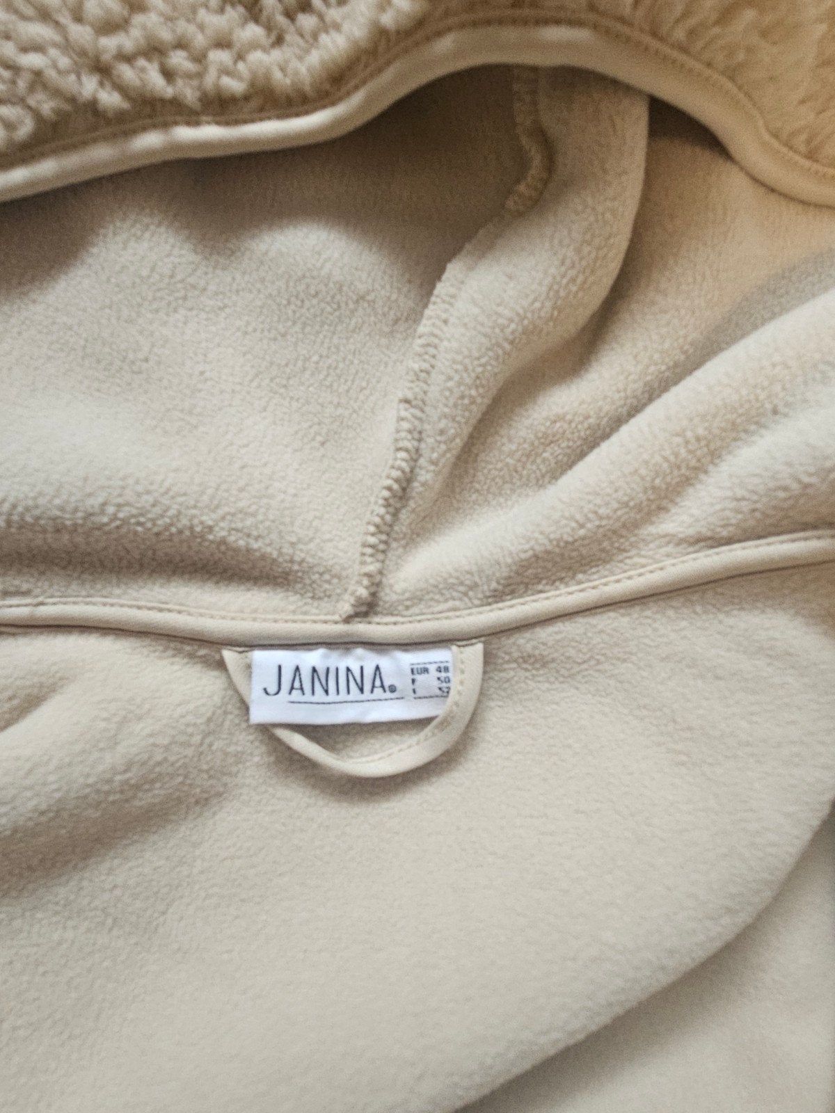 Janina teddy jas met capuchon - Maat 48 (XL), Beige, Maat 46/48 (XL) of groter, Ophalen of Verzenden, Zo goed als nieuw