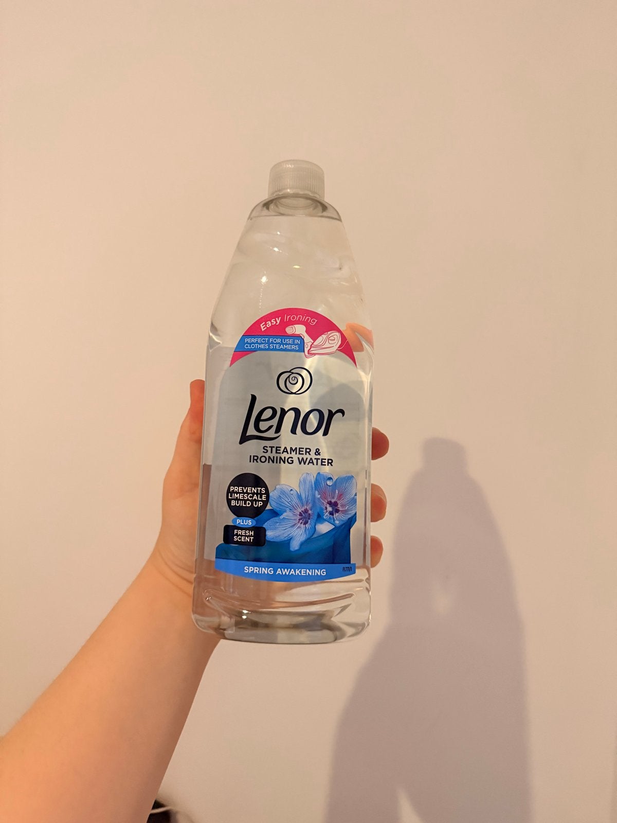Lenor Steamer & Strijkwater - Nieuw - Voorkomt kalkaanslag, Verzenden, Nieuw