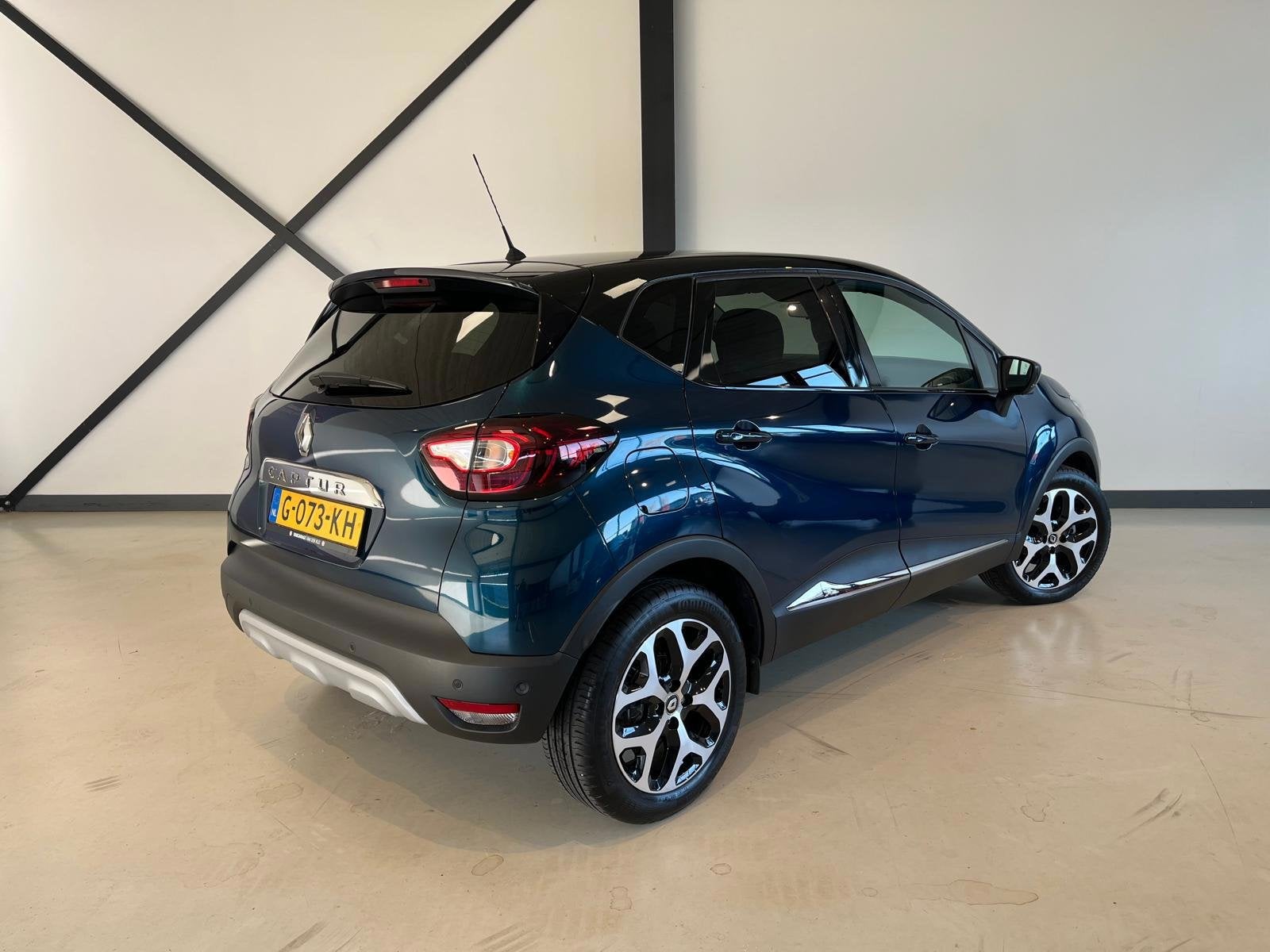 Renault Captur 1.3 TCe Intens|Eerste eigenaar|Dealer onderho, Dealer onderhouden, Stof, Gebruikt, 4 cilinders