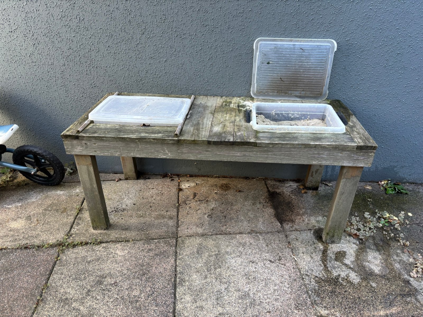 Zandtafel met speelzand voor kinderen, Ophalen, Gebruikt
