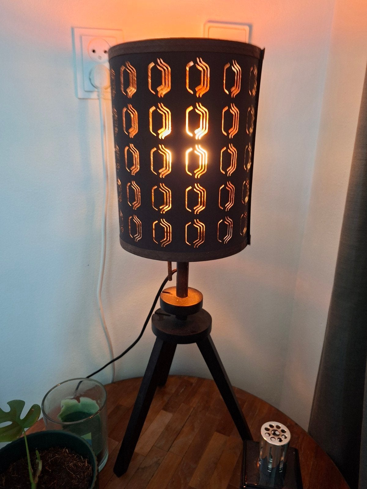 IKEA tafellamp met uniek patroon, Zo goed als nieuw, Zwart, IKEA, E27 (groot)