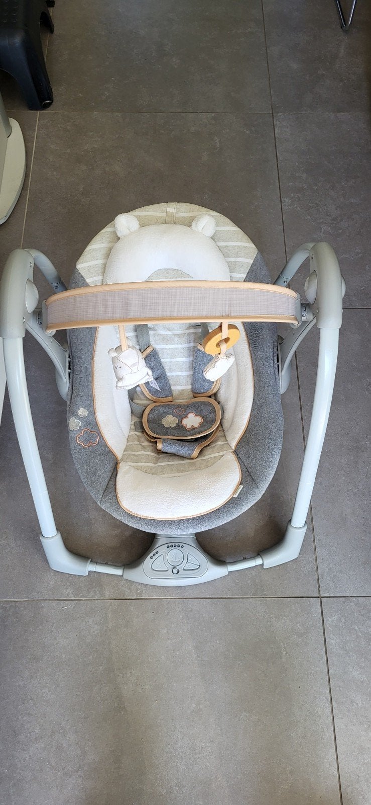 Zo goed als nieuw Ingenuity Wipstoel / Schommelstoel met muz, Kinderen en Baby's, Wipstoel, Met gordel(s) of riempje(s), Zo goed als nieuw