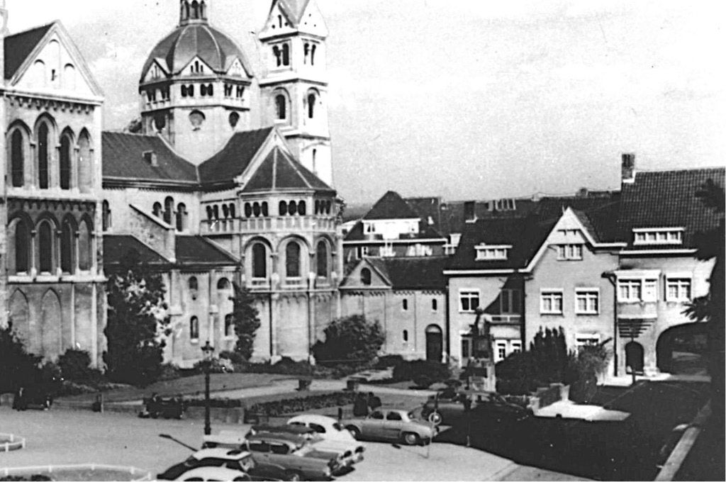 988550 Roermond Munsterkerk Nette oude kaart Onbeschreven, Ophalen of Verzenden, 1960 tot 1980, Ongelopen, Limburg