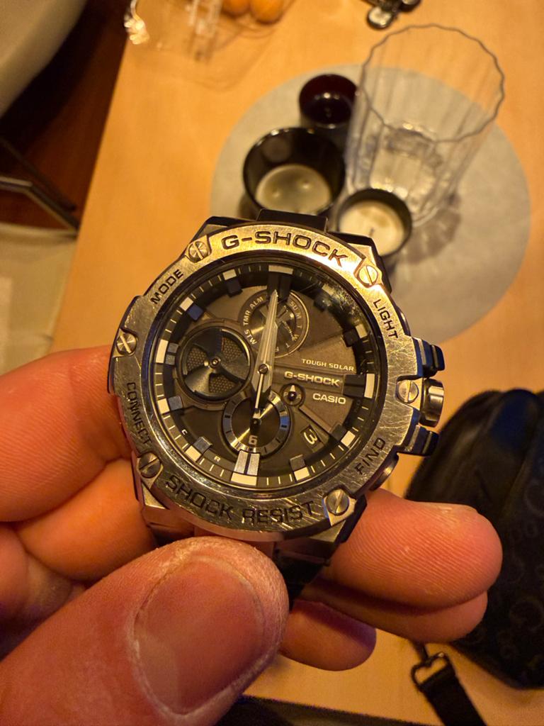 G-Shock GST-B100 Horloge - Robuust en Functioneel, Ophalen of Verzenden, Staal, Polshorloge