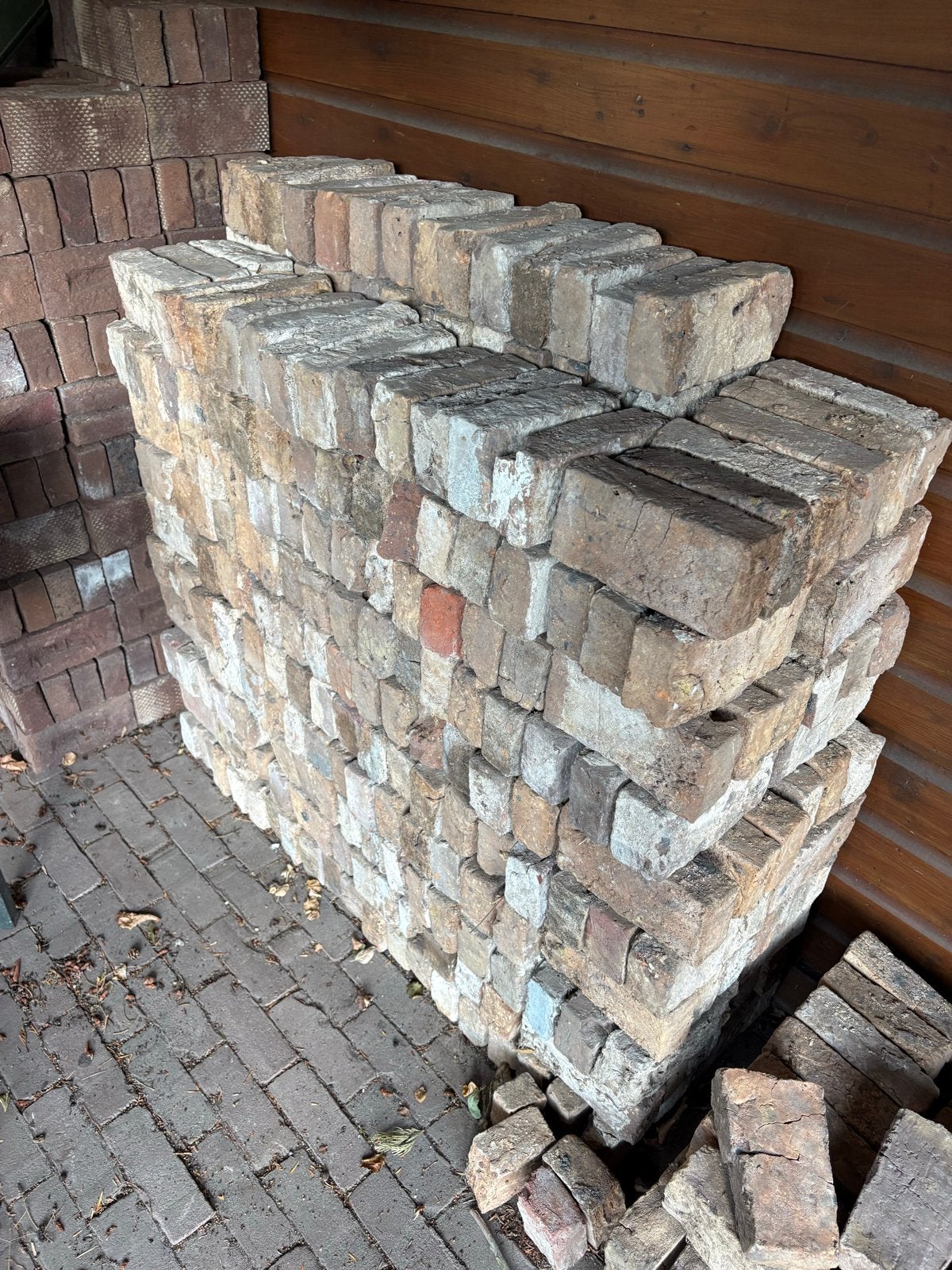 Oude handgevormde bakstenen, 394 stuks, 19*10*5,5, Doe-het-zelf en Verbouw, Metselstenen, Ophalen, Gebruikt, Bakstenen