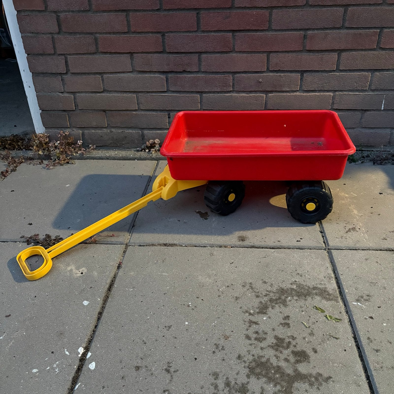 Kinder trekkar tot 50 kg - rood/geel, Ophalen, Gebruikt, Duwvoertuig