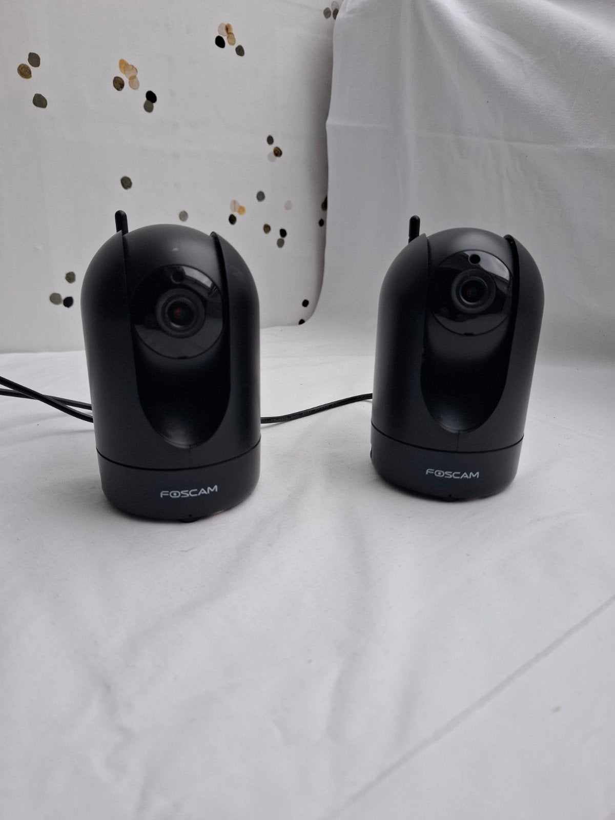 Set van 2 Foscam R4M Binnencamera's - Zo goed als nieuw, Ophalen of Verzenden, Zo goed als nieuw, Binnencamera