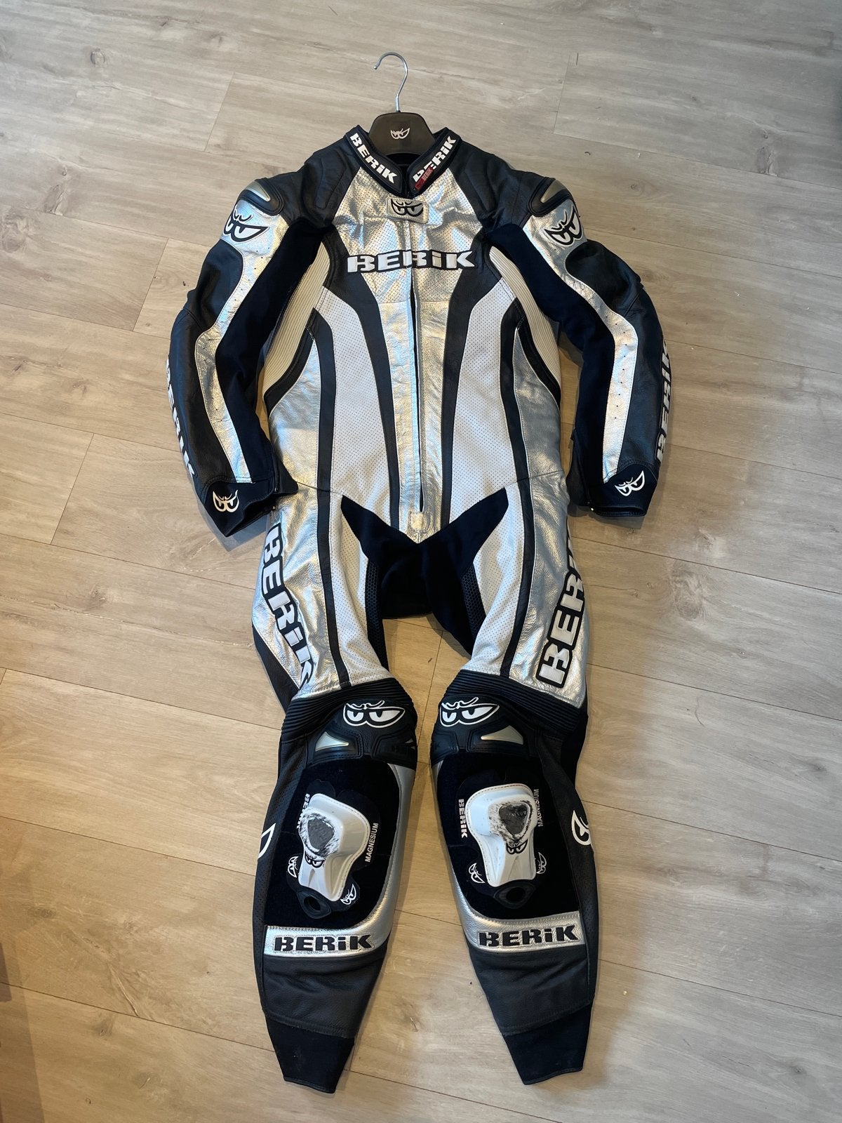 Berik race motor overall maat 52, zgan, Motoren, Kleding | Motorkleding, Ophalen of Verzenden, Tweedehands, Heren, Overall