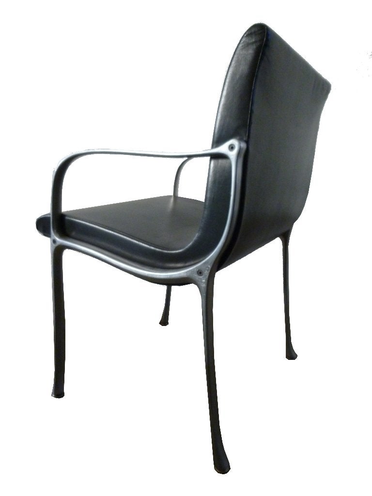 Schitterende vintage aluminium cast Italiaans design stoel, Ophalen, Gebruikt, Twee, Zwart