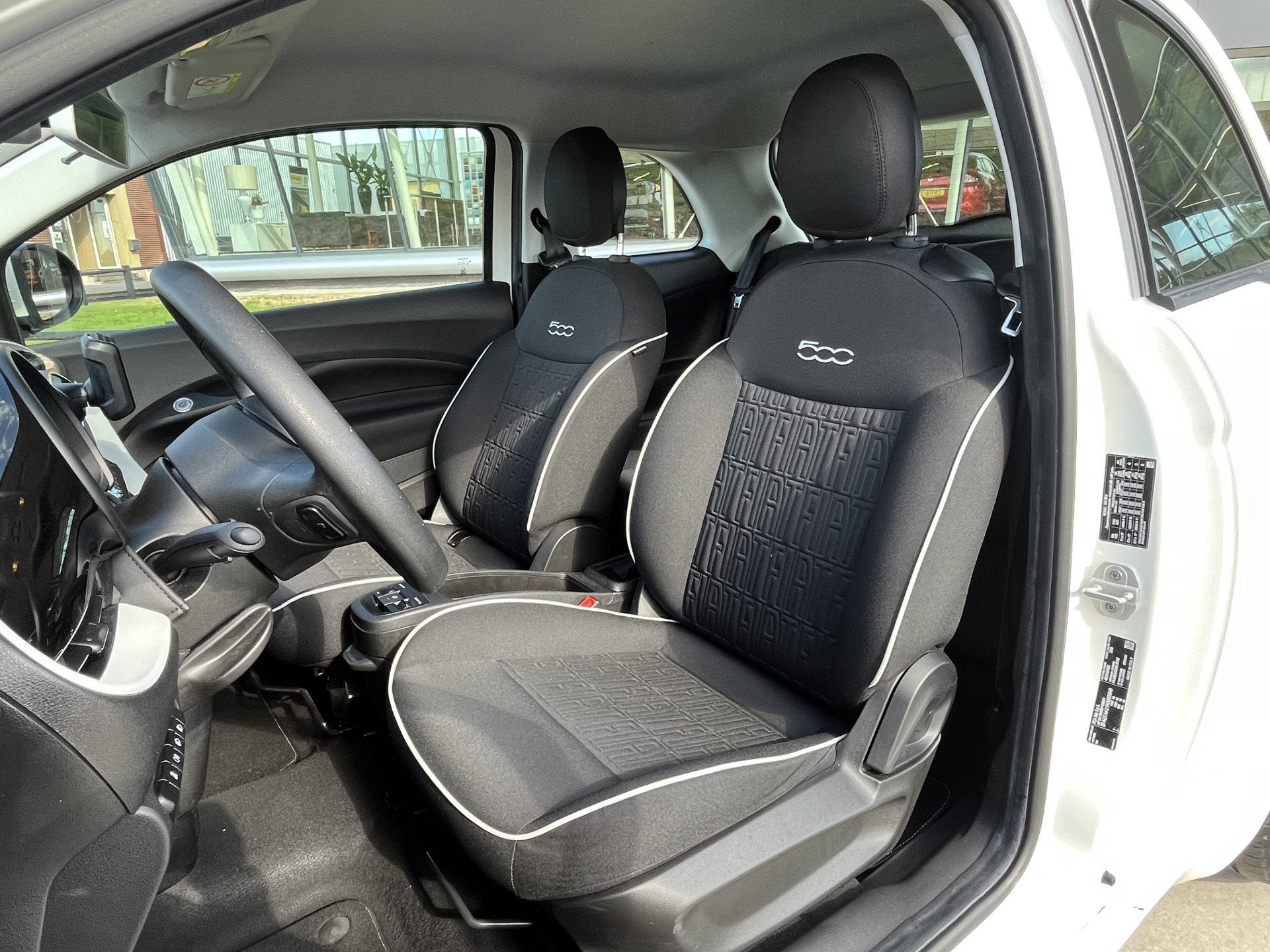Fiat 500 Action 24 kWh / Bluetooth / Airco / (bj 2022), Auto's, 12 maanden, Gebruikt, 95 pk, 4 stoelen
