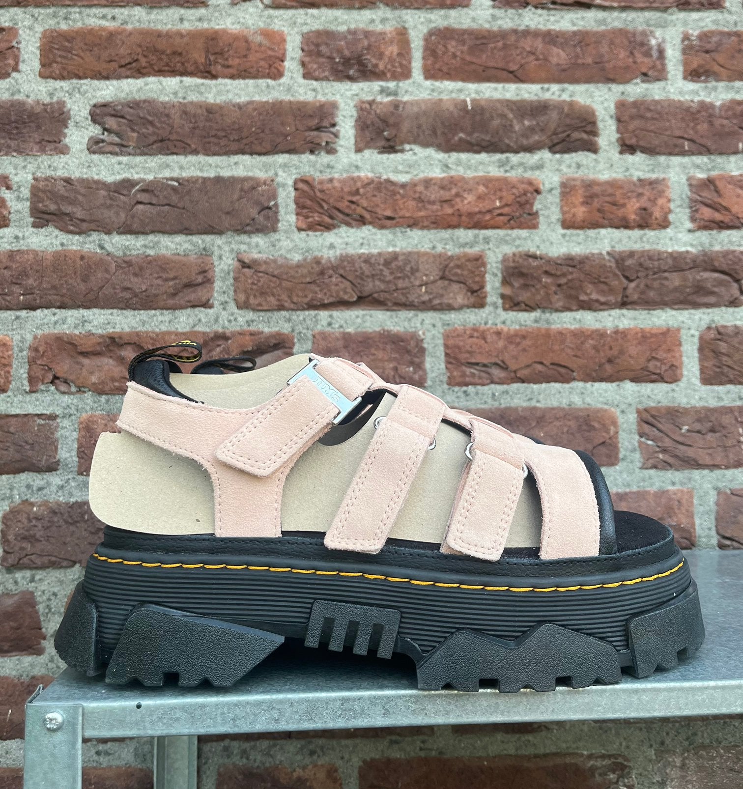Dr. Martens Mattison 3S Platform sandalen maat 42 en 43, Dr. Martens, -, -, Nieuw