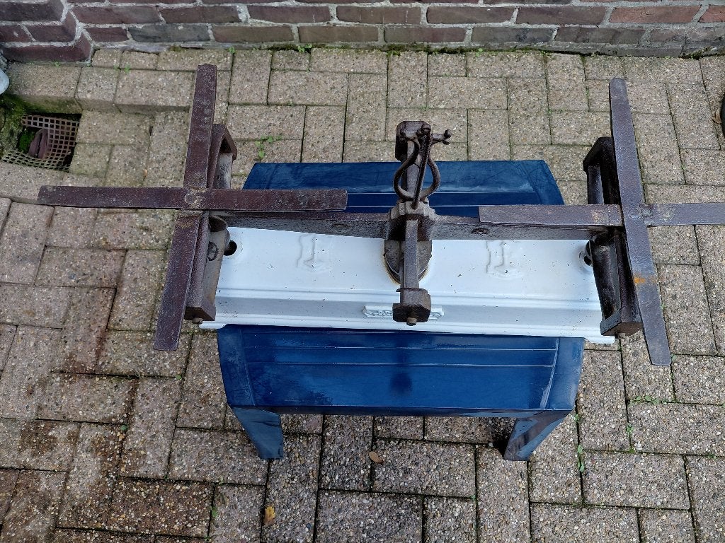 Antieke weegschaal / bascule, Ophalen
