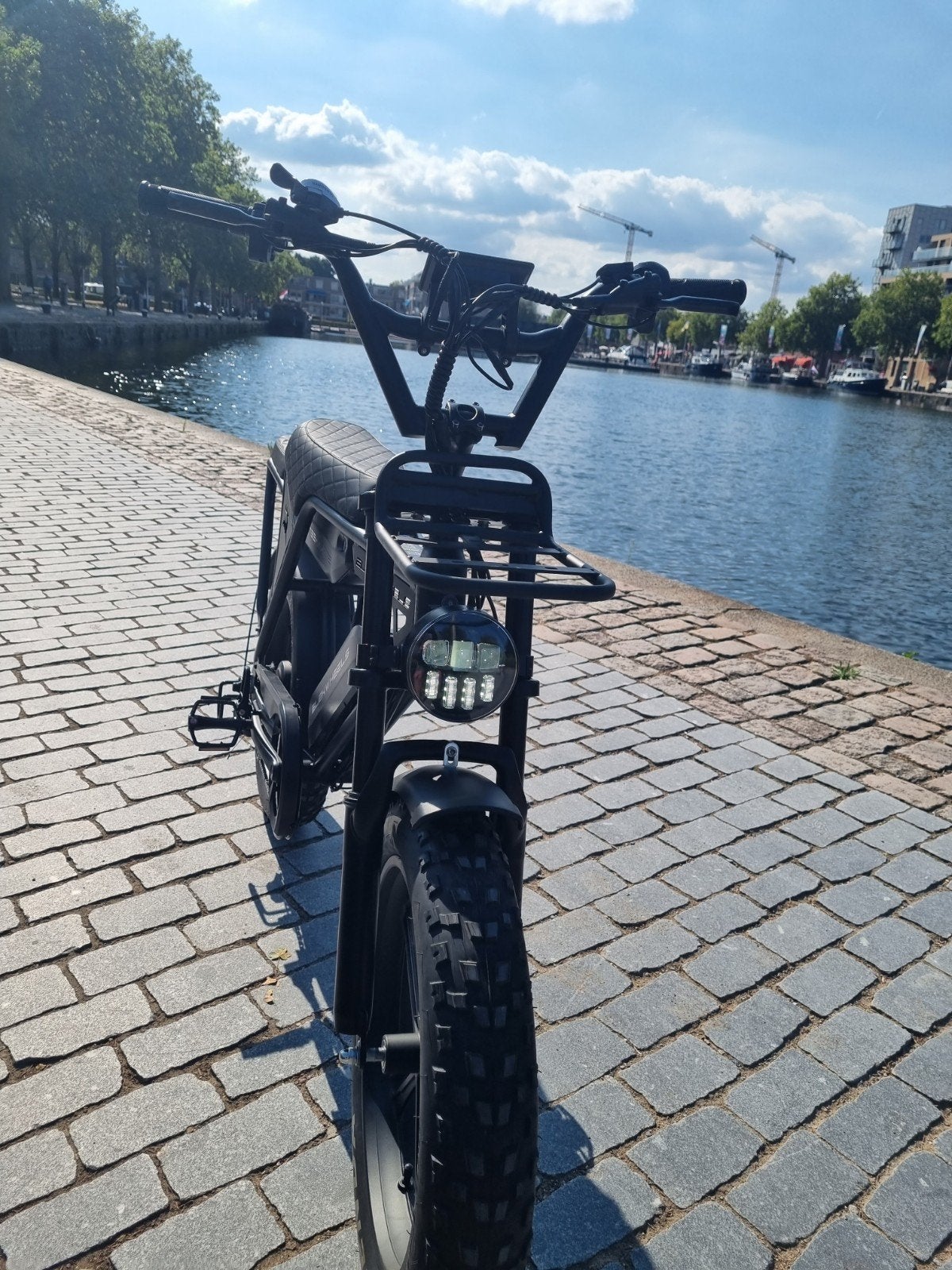 v8 fatbike + dubbele accu 🔋🔋 NIEUW !!!!, Fietsen en Brommers, Elektrische fietsen, 59 cm of meer, Ophalen, Nieuw, Overige merken