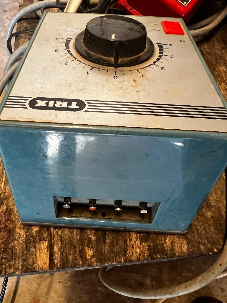 Trix trafo - oud, Hobby en Vrije tijd, Modeltreinen | H0, Gebruikt, Trix, Ophalen of Verzenden, Analoog