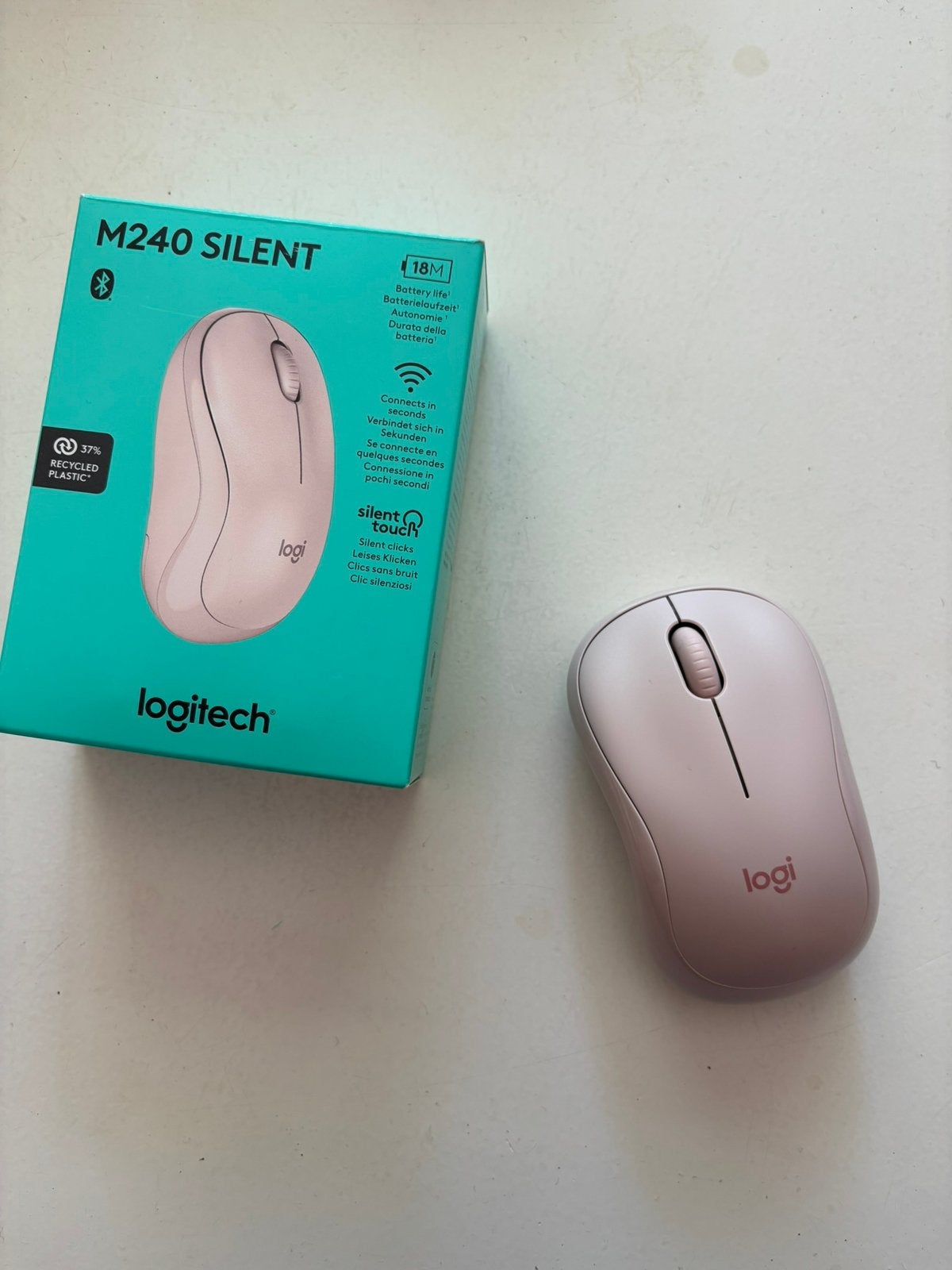 Roze draadloze muis Logitech, Ophalen of Verzenden, Zo goed als nieuw