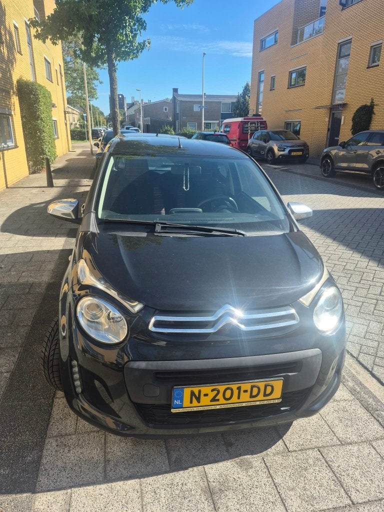 Citroën C1 1.0 VTI 68 ETG 5-DRS 2016 Zwart, Auto's, 4 stoelen, C1, Zwart, 24 km/l