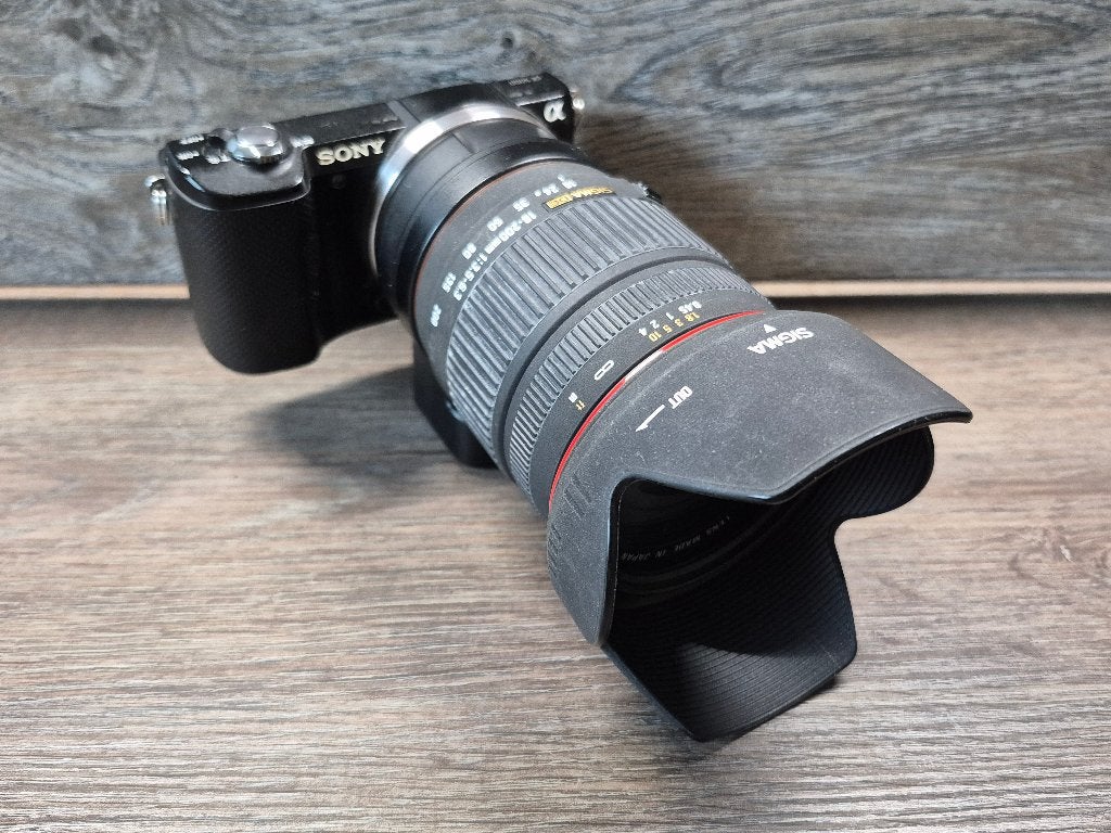 Sony A5000 complete set + 18-200mm + vintage 55mm f/1.4, Audio, Tv en Foto, Gebruikt, Ingebouwde flitser, 21 megapixels, Ophalen of Verzenden