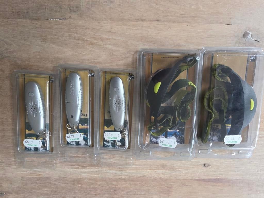 Hoofdlamp ( nog 1) en anti muggen aparaatjes ( nog 2), Ophalen of Verzenden, Nieuw