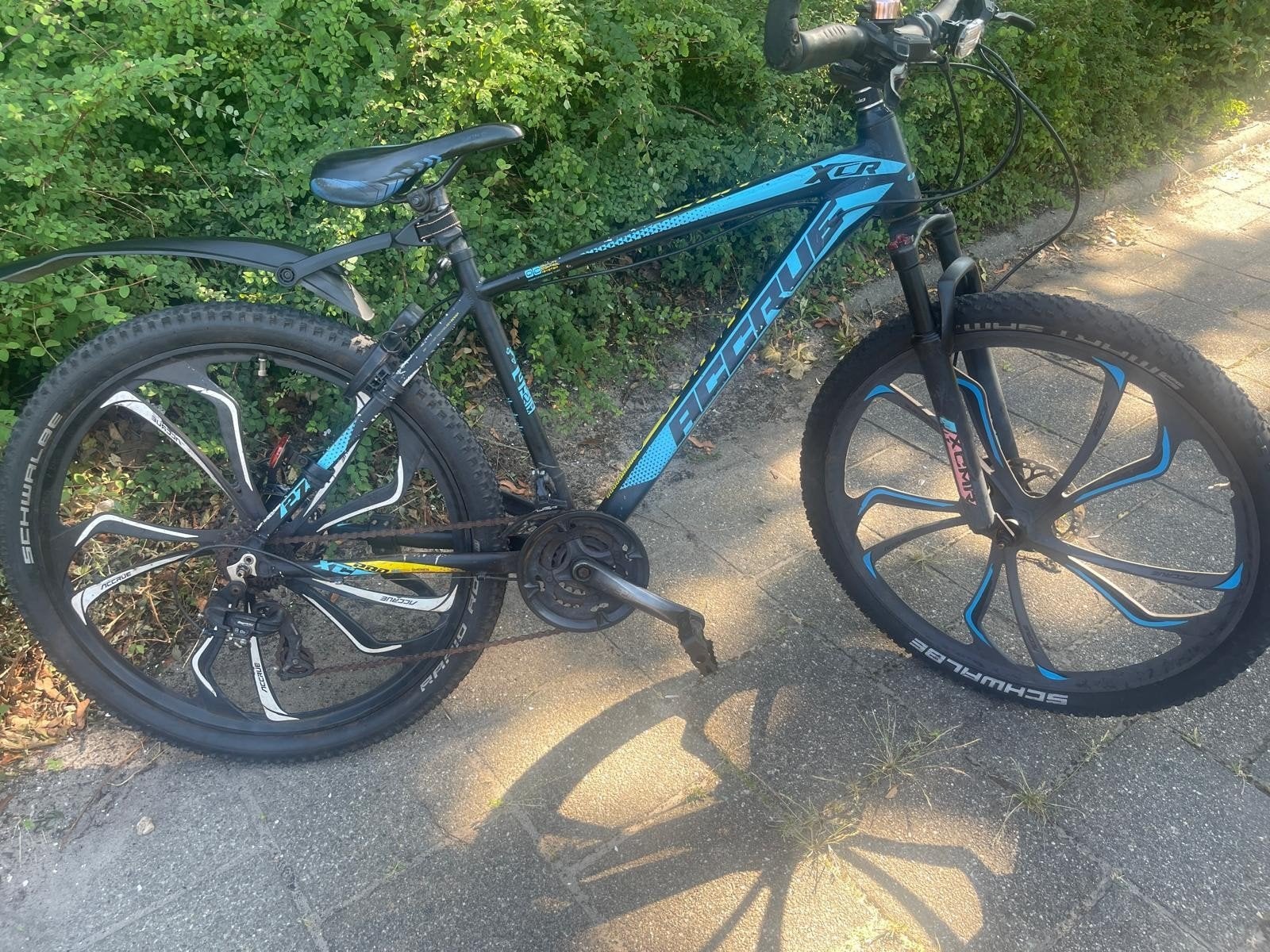Super stoere accrue jongens fiets te koop

27,5inch.
21 vers, Fietsen en Brommers, Ophalen of Verzenden, Zo goed als nieuw, Aluminium