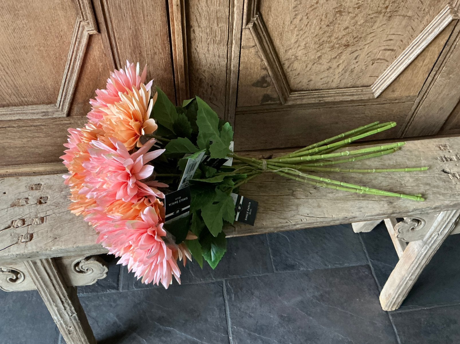 NIEUW groot boeket kunstbloemen Dahlia zalm oranje, Ophalen of Verzenden, Nieuw