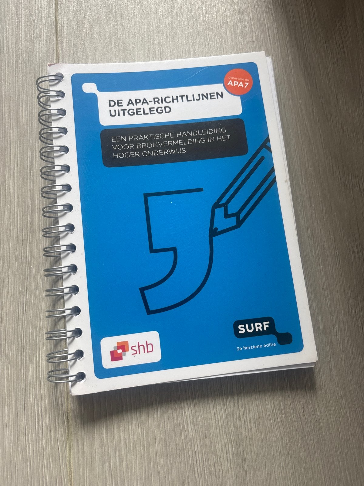 De APA-richtlijnen uitgelegd - 3e herziene editie, Boeken, Ophalen of Verzenden, Gamma, Zo goed als nieuw, HBO