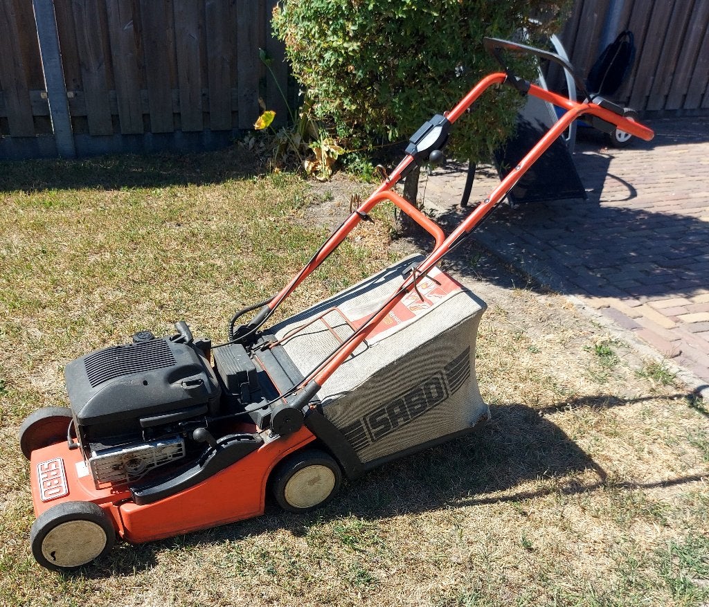 Maaier Sabo 44cm Br. Elektrich en trekstart, Cirkelmaaier, Gebruikt, Benzine-grasmaaier, Ophalen
