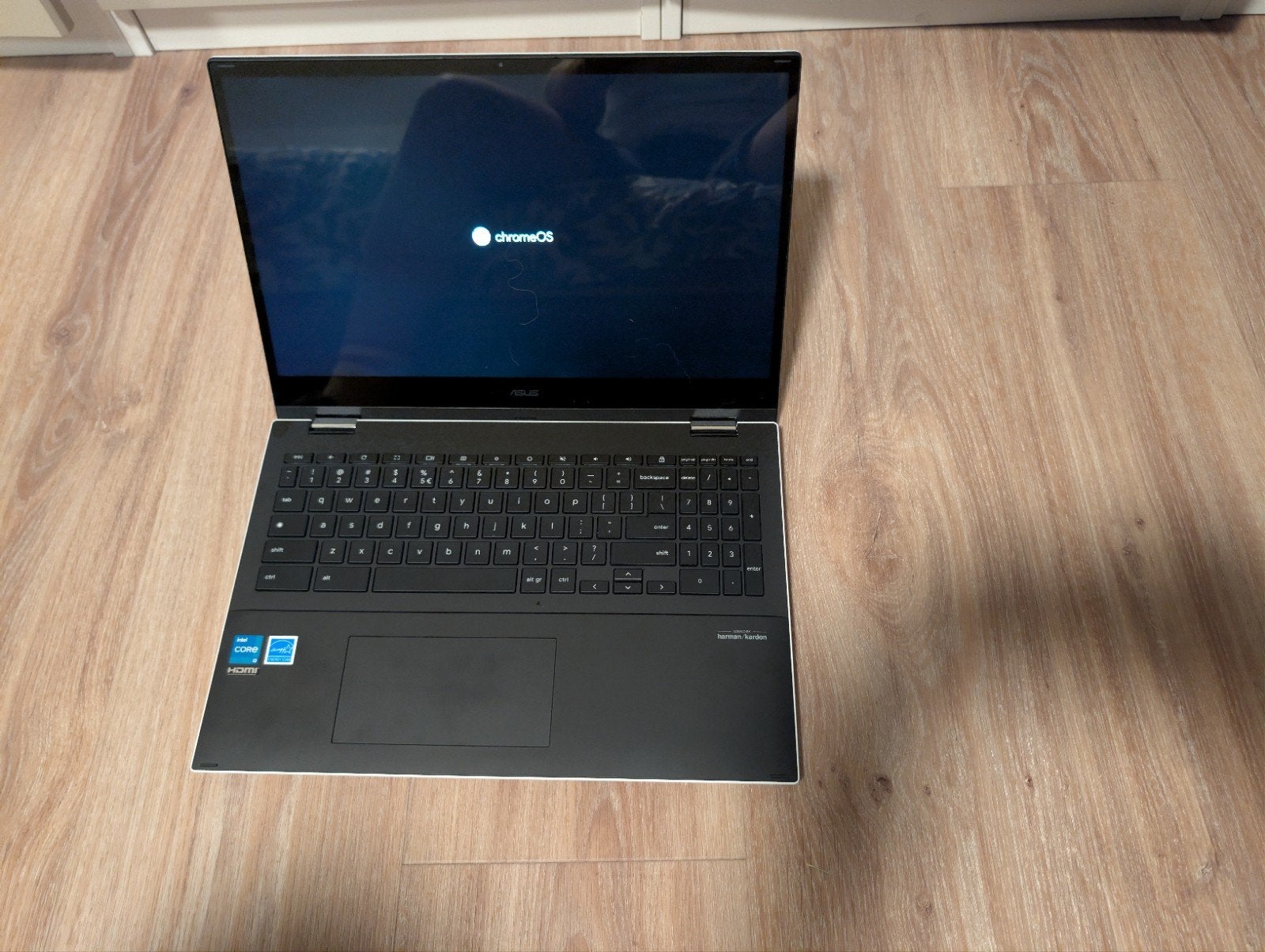 ASUS Chromebook Flip CX5 (CX5500FEA) - Zo goed als nieuw, Computers en Software, Chromebooks, 15 inch, Qwerty, 8 GB, ASUS