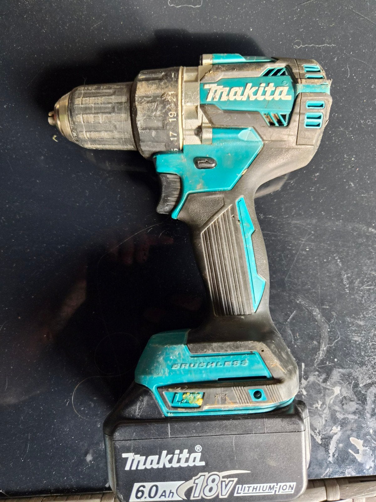 makita boormachine ddf484, Doe-het-zelf en Verbouw, Gereedschap | Boormachines, Ophalen, Gebruikt, Boormachine, Variabele snelheid